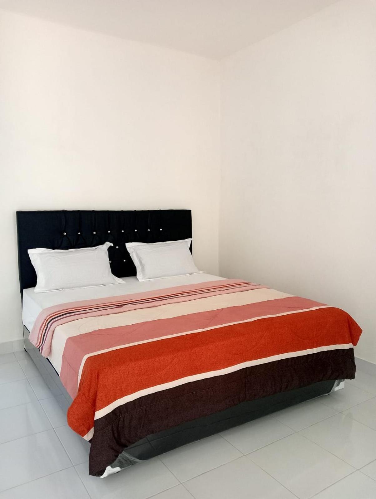 Tiu Kelep Homestay Сенару Экстерьер фото